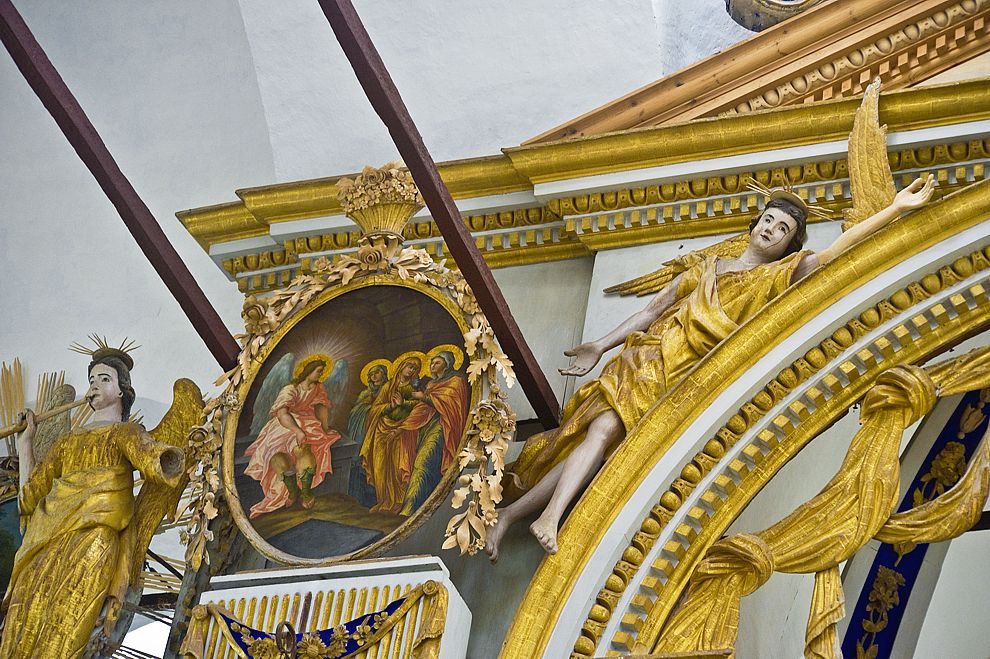 Belozersk
Russia. Vologda Region. Belozersk District
Kremlin
Cathedral of the TransfigurationGorodskoi Val street 13
Interior. Iconostasis. Left side of pediment
2009-08-08
© Photographs by William Brumfield