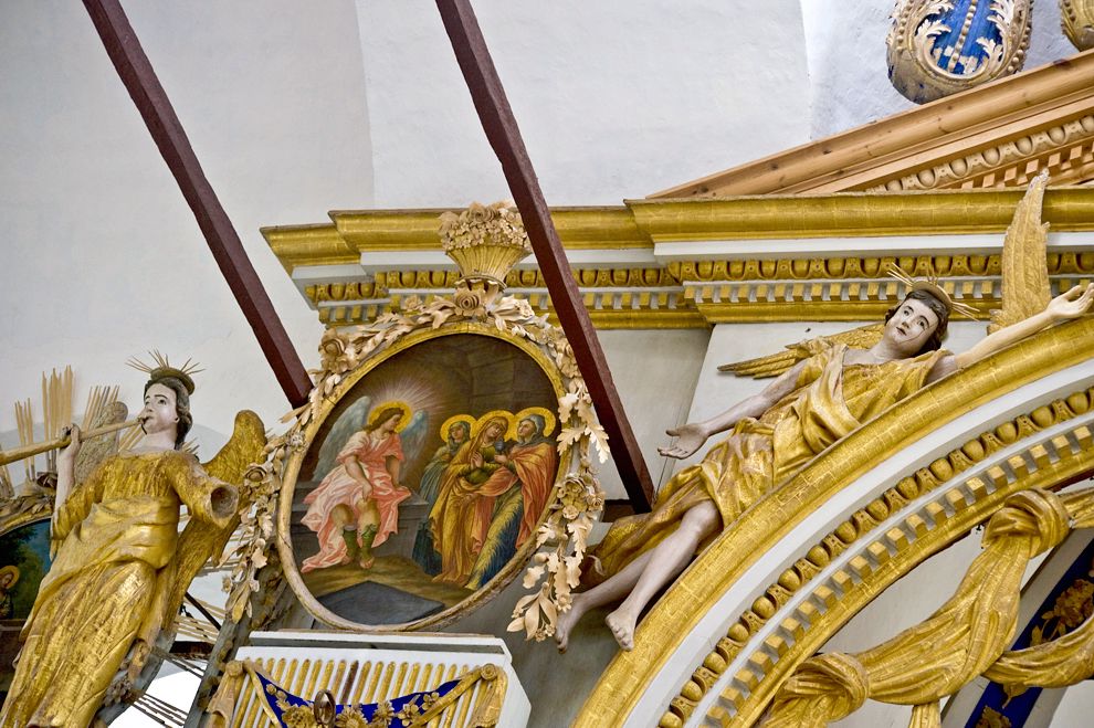 Belozersk
Russia. Vologda Region. Belozersk District
Kremlin
Cathedral of the TransfigurationGorodskoi Val street 13
Interior. Iconostasis. Left side of pediment
2009-08-08
© Photographs by William Brumfield