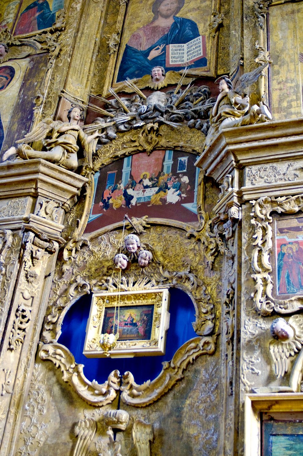 Belozersk
Russia. Vologda Region. Belozersk District
Church of the DormitionMarks Street 43
Interior. Iconostasis. Royal gate
2009-08-08
© Photographs by William Brumfield