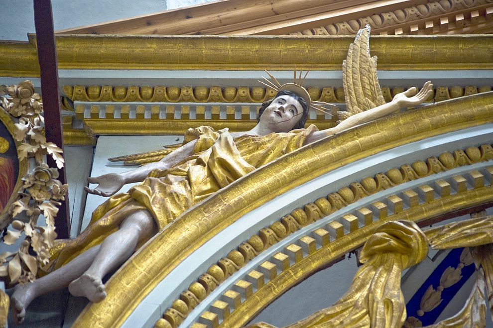 Belozersk
Russia. Vologda Region. Belozersk District
Kremlin
Cathedral of the TransfigurationGorodskoi Val street 13
Interior. Iconostasis. Left side of pediment
2009-08-08
© Photographs by William Brumfield