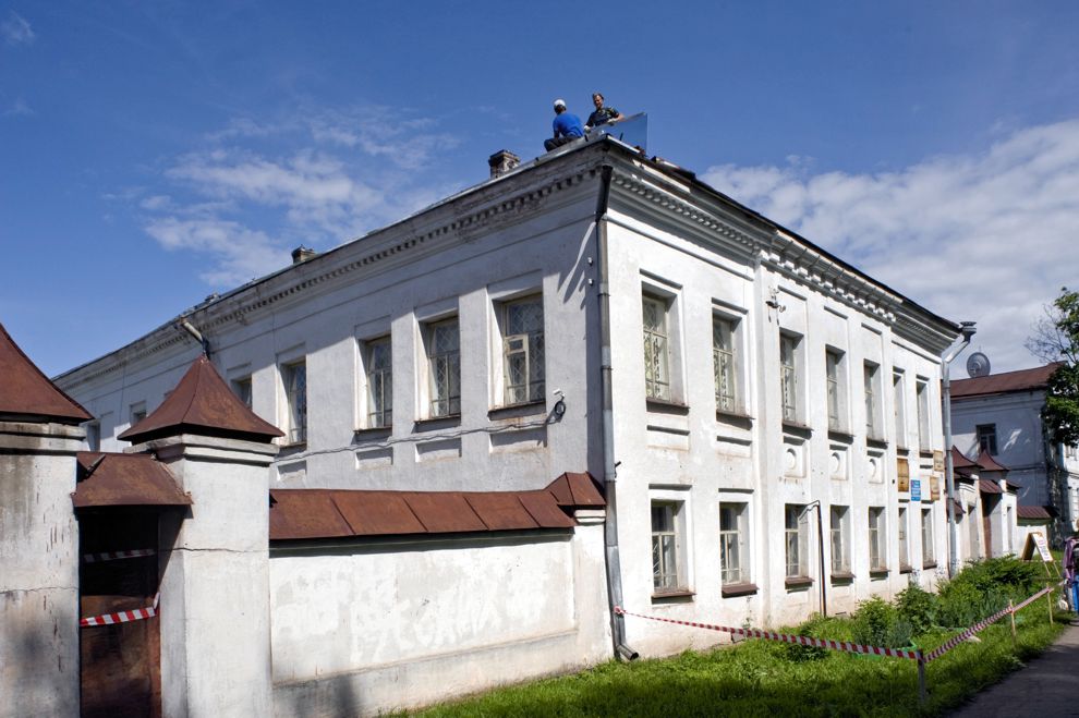 Belozersk
Russia. Vologda Region. Belozersk District
Kaparulin house
2010-06-09
© Photographs by William Brumfield