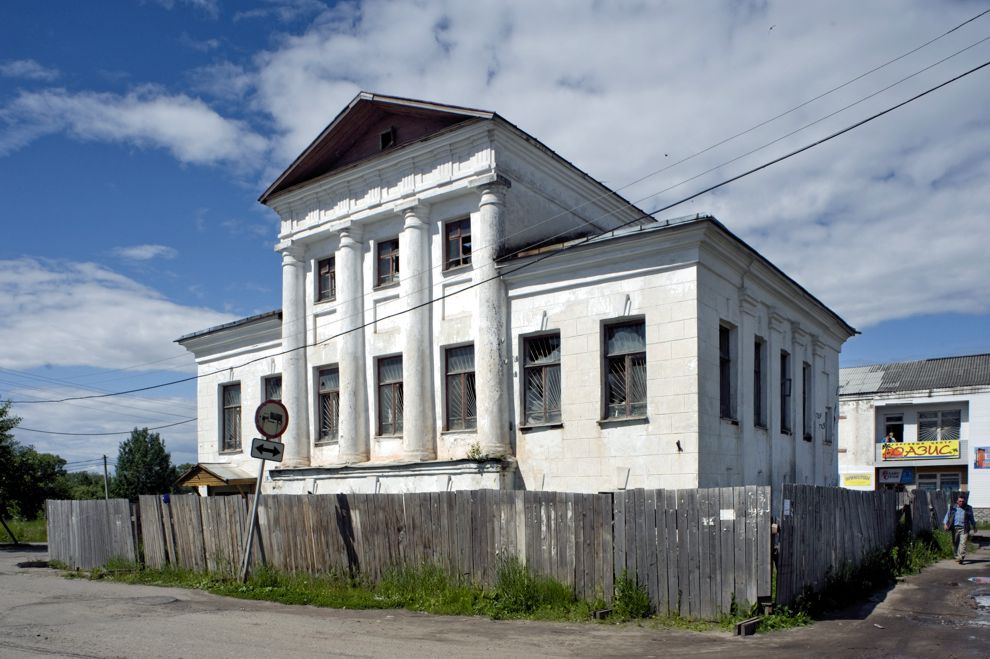 Белозерск, г.
Россия. Вологодская обл.. Белозерский р-н
Дом Ананьиных
2010-06-09
© Фотографии Уильяма Брумфилда