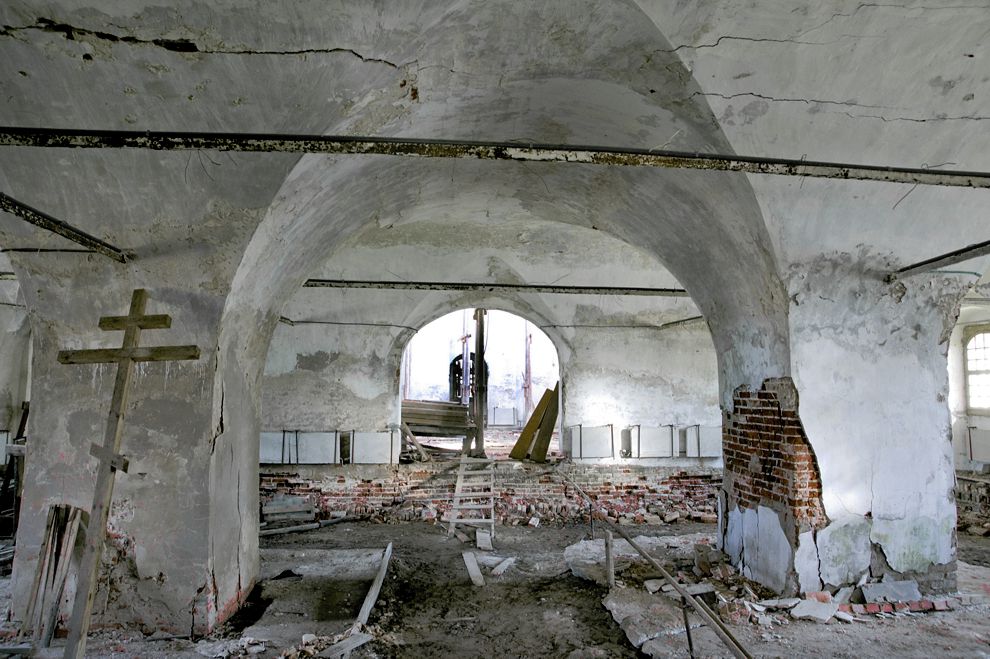 Белозерск, г.
Россия. Вологодская обл.. Белозерский р-н
Церковь Спаса ВсемилостивогоДзержинского ул. 8
Интерьер. Трапезная
2010-06-09
© Фотографии Уильяма Брумфилда