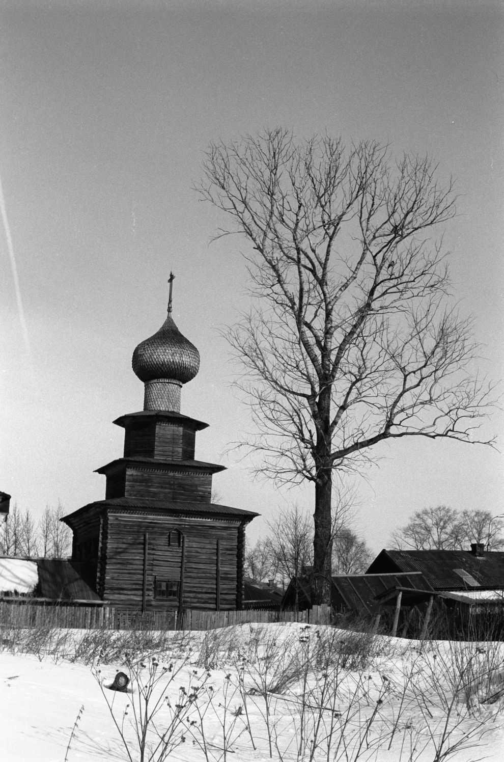 Белозерск, г.
Россия. Вологодская обл.. Белозерский р-н
Церковь Ильи ПророкаШукшина ул. 13 / Свободы ул.
1998-03-03
© Фотографии Уильяма Брумфилда