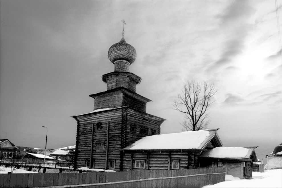 Белозерск, г.
Россия. Вологодская обл.. Белозерский р-н
Церковь Ильи ПророкаШукшина ул. 13 / Свободы ул.
1998-03-03
© Фотографии Уильяма Брумфилда