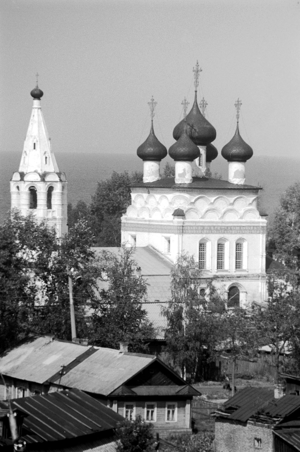 Белозерск, г.
Россия. Вологодская обл.. Белозерский р-н
Церковь Спаса ВсемилостивогоДзержинского ул. 8
1999-07-23
© Фотографии Уильяма Брумфилда