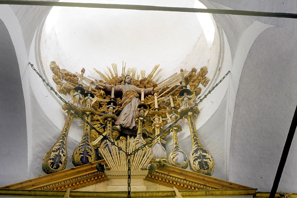 Belozersk
Russia. Vologda Region. Belozersk District
Kremlin
Cathedral of the TransfigurationGorodskoi Val street 13
Interior. Iconostasis. Christ, with the seven blazing lamps of the Apocalypse
1998-03-03
© Photographs by William Brumfield