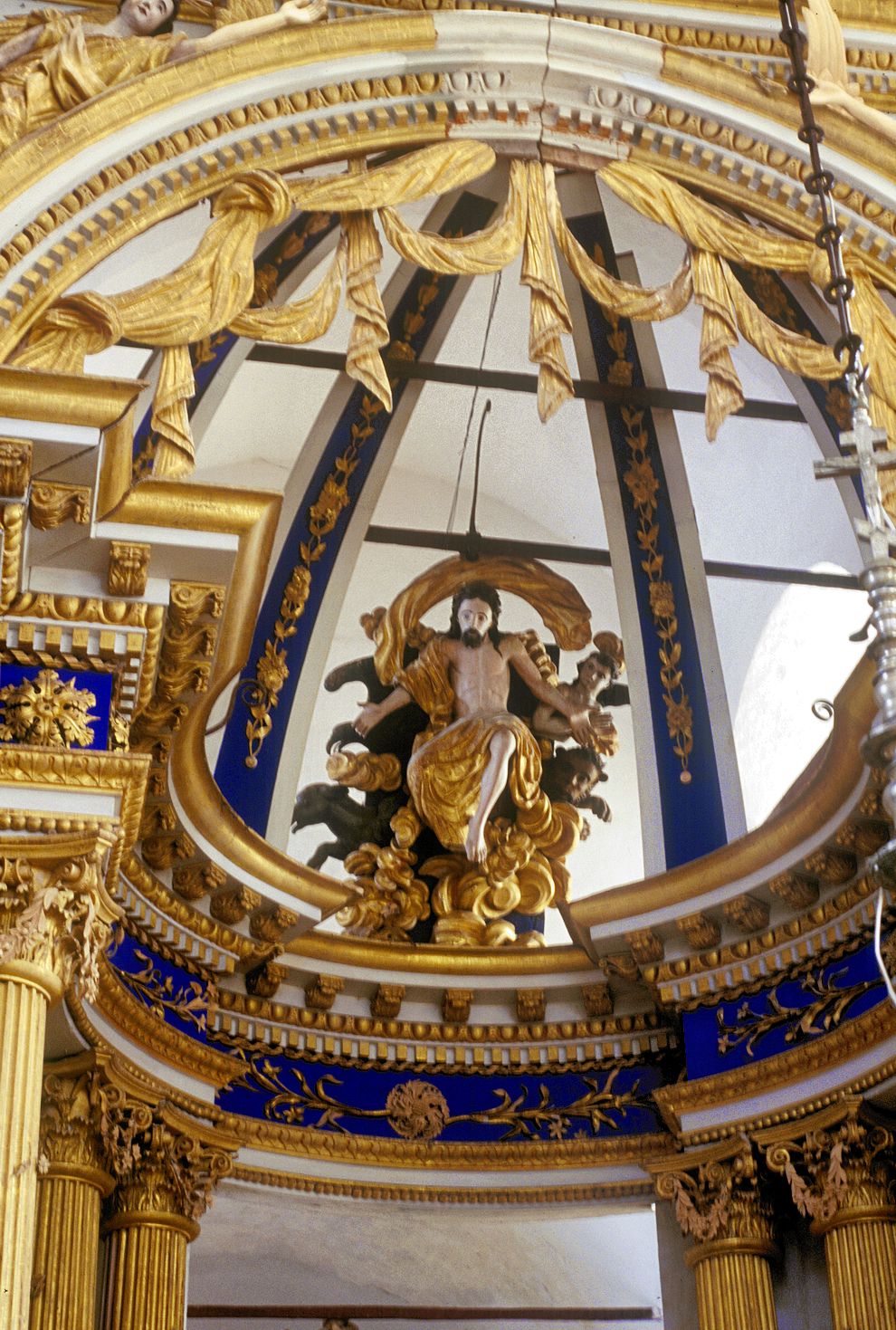 Belozersk
Russia. Vologda Region. Belozersk District
Kremlin
Cathedral of the TransfigurationGorodskoi Val street 13
Interior. Iconostasis. Christ enthroned, with symbols of evangelists
1998-03-03
© Photographs by William Brumfield