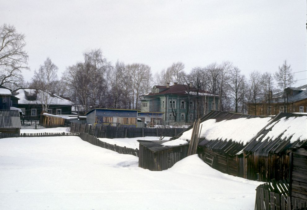 Belozersk
Russia. Vologda Region. Belozersk District
Pozdynin house, 1846
1998-03-03
© Photographs by William Brumfield