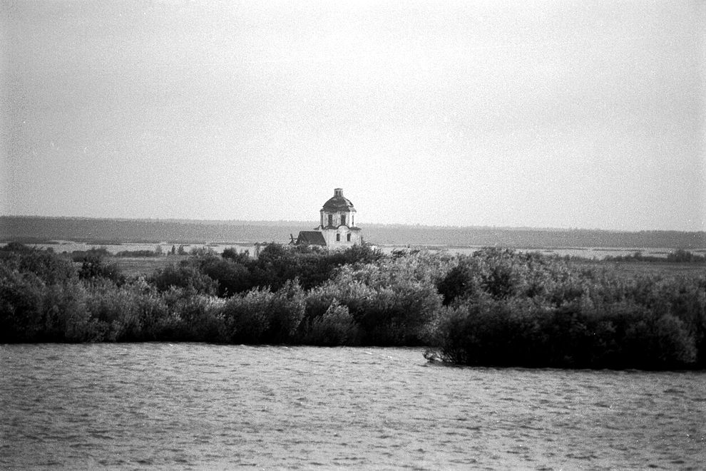 Крохино д. (Глушковский с-с)
Россия. Вологодская обл.. Белозерский р-н
Церковь Рождества Христова
1991-08-08
© Фотографии Уильяма Брумфилда