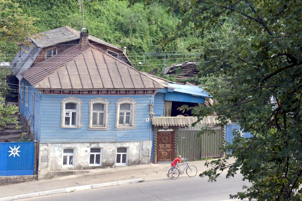 Боровск, г.
Россия. Калужская обл.. Боровский р-н
Деревянный дом
2010-07-16
© Фотографии Уильяма Брумфилда