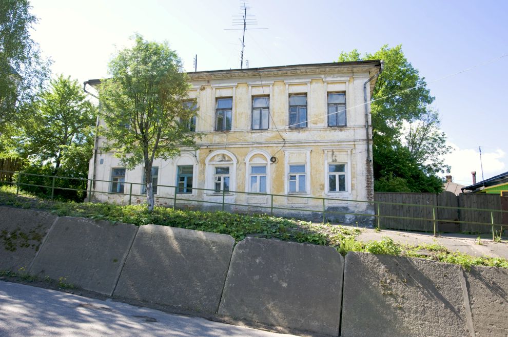 Borovsk
Russia. Kaluga Region. Borovsk District
Alms-house, 1848
2010-05-29
© Photographs by William Brumfield