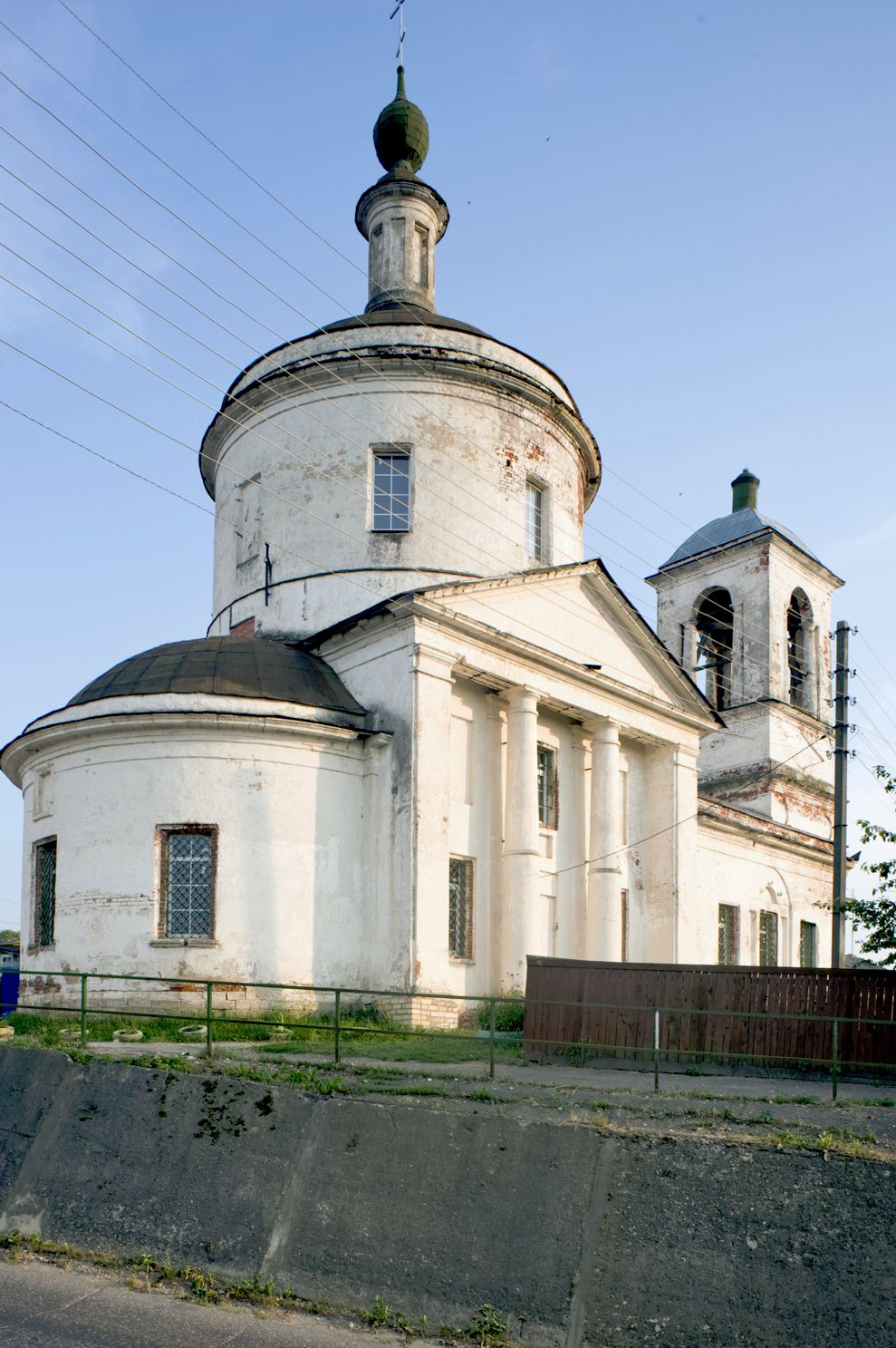 Borovsk
Russia. Kaluga Region. Borovsk District
Church of the Transfiguration
2010-07-16
© Photographs by William Brumfield