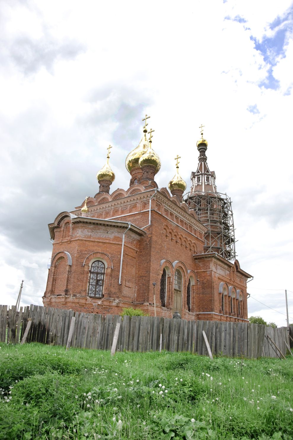 Красное, с.
Россия. Калужская обл.. Боровский р-н
Церковь Михаила Архангела
2010-05-29
© Фотографии Уильяма Брумфилда