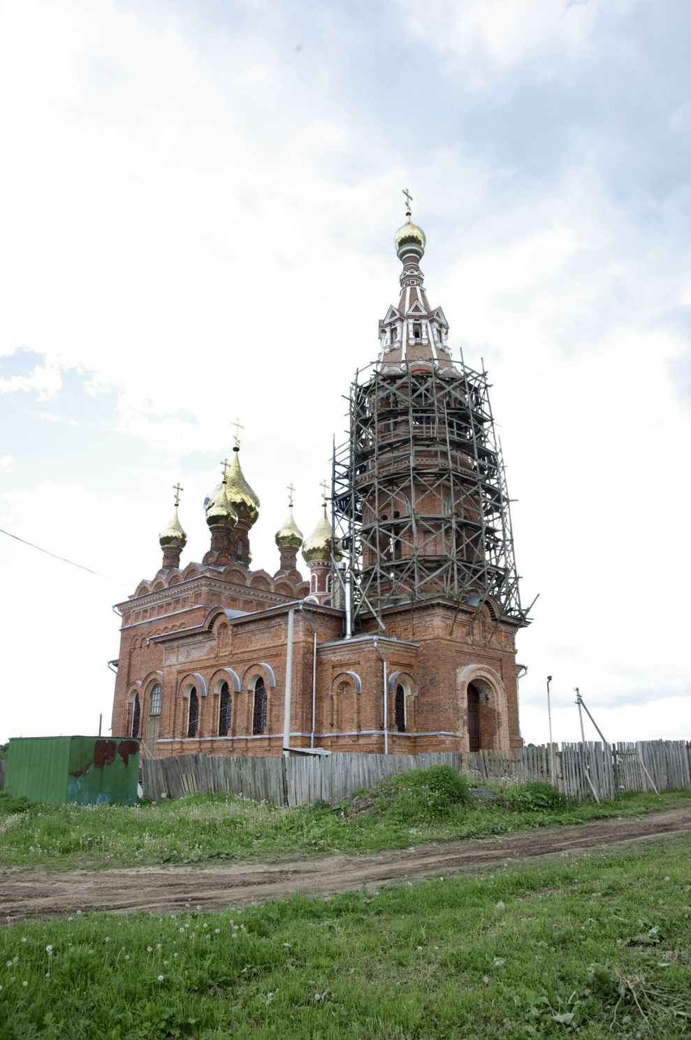 Красное, с.
Россия. Калужская обл.. Боровский р-н
Церковь Михаила Архангела
2010-05-29
© Фотографии Уильяма Брумфилда