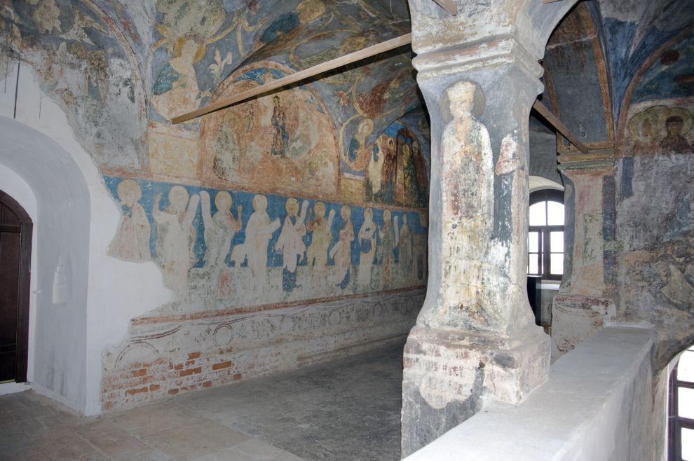 Roshcha
Russia. Kaluga Region. Borovsk District
St. Pafnutii Borovsk Monastery
Refectory church of Nativity of Christ
Interior. Entrance loggia
2010-07-17
© Photographs by William Brumfield