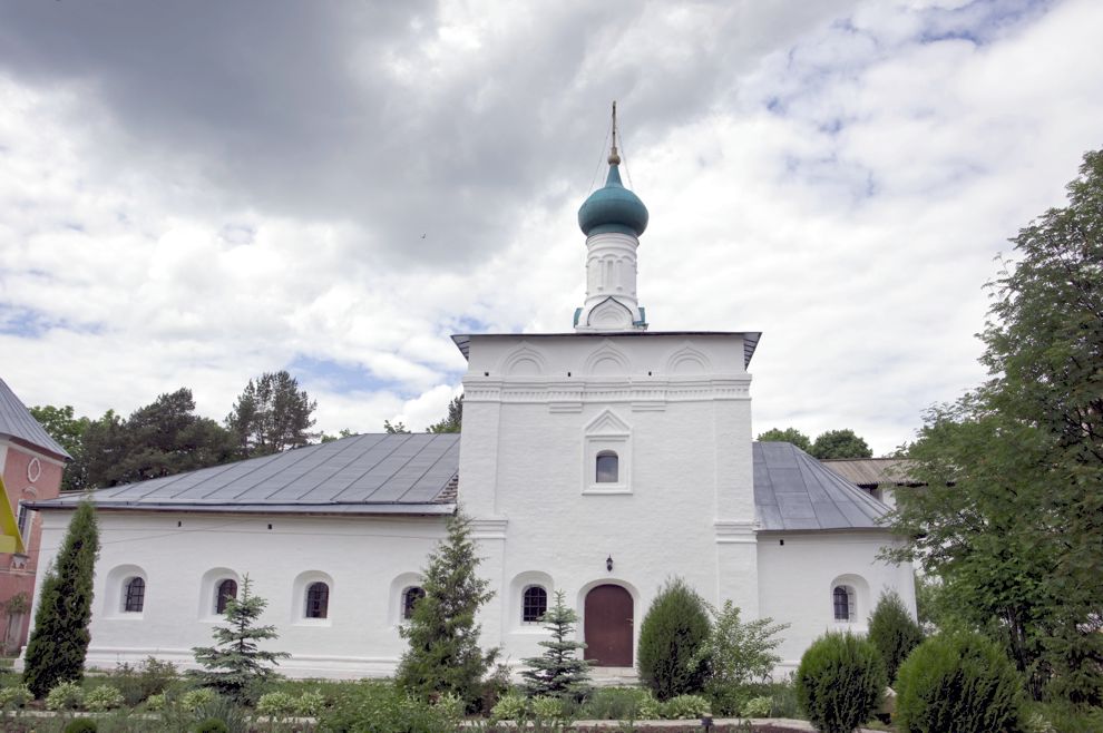 Роща, с.
Россия. Калужская обл.. Боровский р-н
Рождества Пресвятой Богородицы Свято-Пафнутиев Боровский мужской монастырь
Больничные палаты с церковью Илии Пророка
2010-05-29
© Фотографии Уильяма Брумфилда