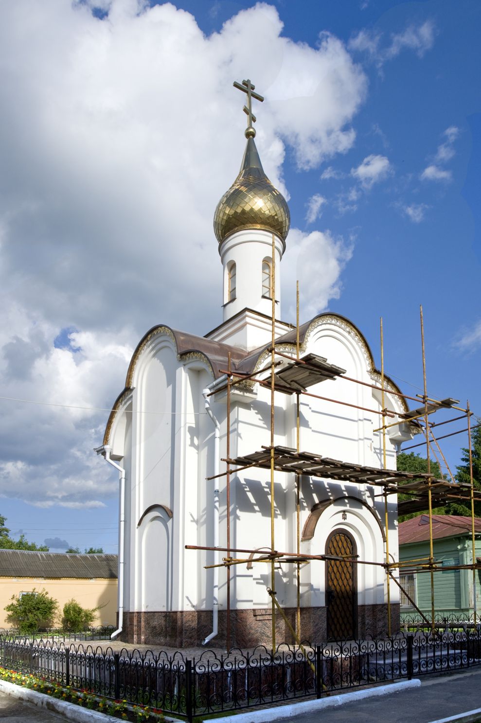 Боровск, г.
Россия. Калужская обл.. Боровский р-н
Часовня памяти боярыни Морозовой и княгини Урусовой (2003-2005)
2010-05-29
© Фотографии Уильяма Брумфилда