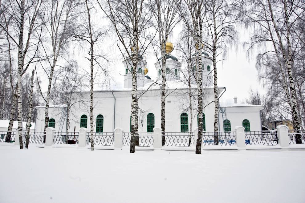 Череповец, г.
Россия. Вологодская обл.. Череповецкий р-н
Собор Воскресения ХристоваСоборная горка 1
2010-01-01
© Фотографии Уильяма Брумфилда