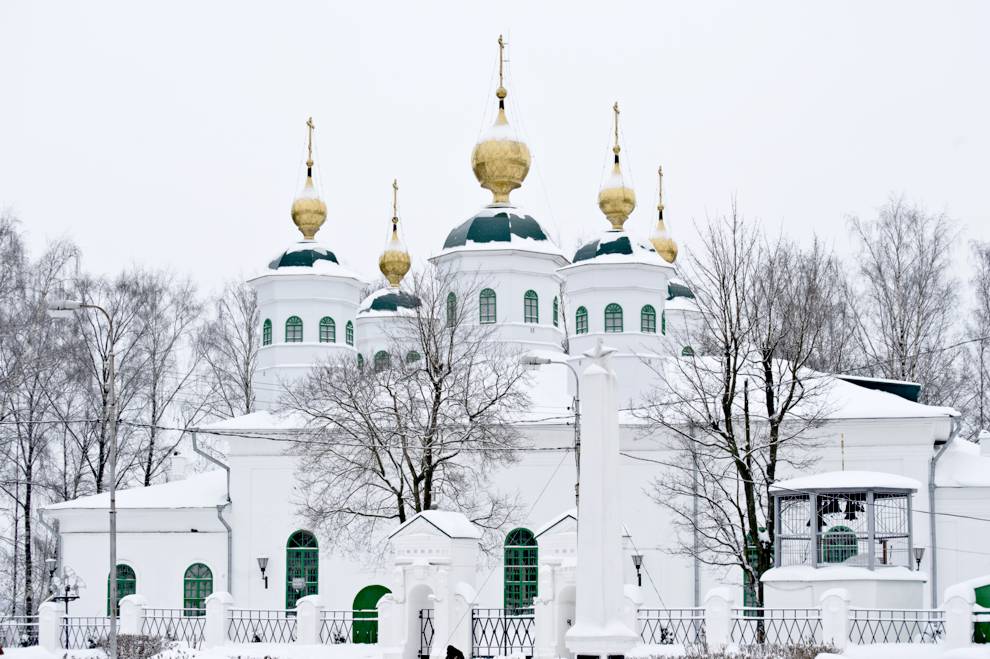 Cherepovets
Russia. Vologda Region. Cherepovetskii District
Cathedral of the ResurrectionSobornaia Gorka 1
2010-01-01
© Photographs by William Brumfield