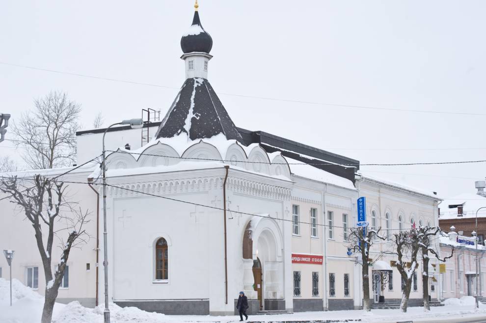 Cherepovets
Russia. Vologda Region. Cherepovetskii District
Chapel of Filipp IrapskiiSovetskii Prospekt 31
2010-01-01
© Photographs by William Brumfield