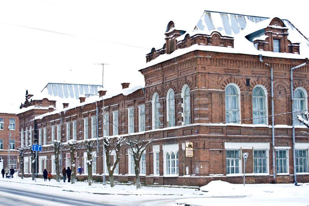 Cherepovets
Russia. Vologda Region. Cherepovetskii District
Commercial building (1906)
2010-01-01
© Photographs by William Brumfield