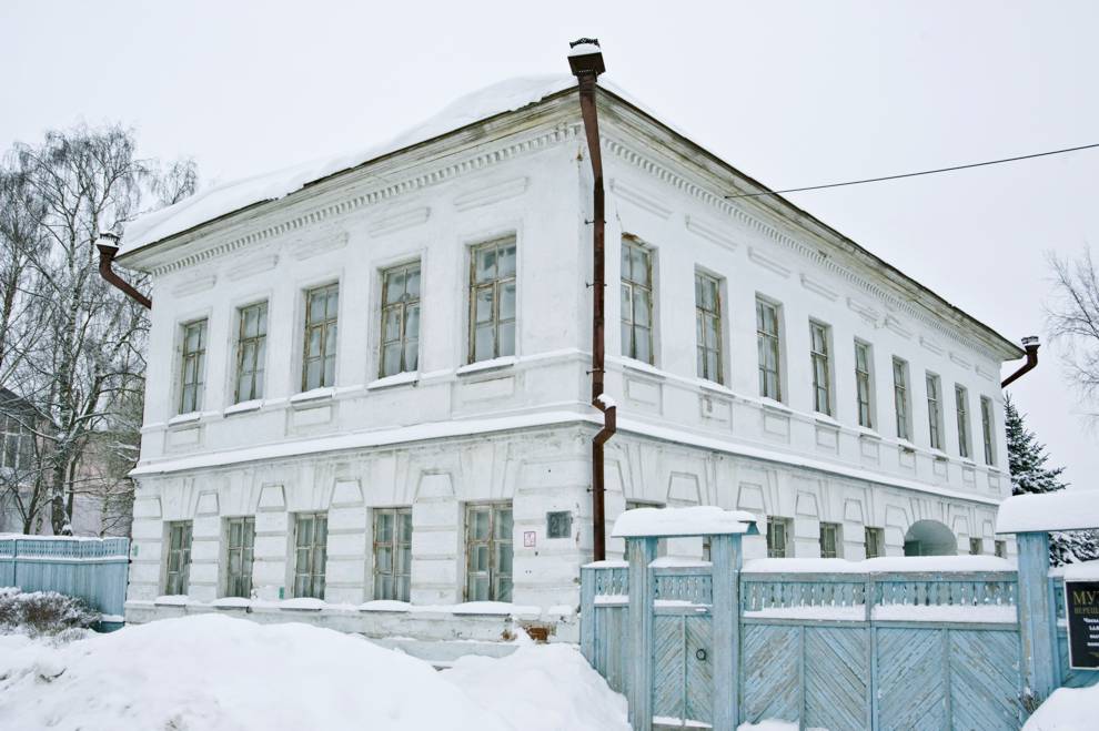 Cherepovets
Russia. Vologda Region. Cherepovetskii District
Nikonova house (1855)
2010-01-01
© Photographs by William Brumfield