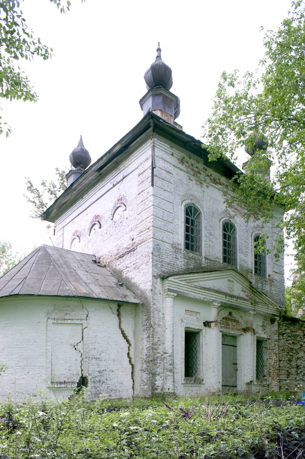 Spas-Lom
Russia. Vologda Region. Cherepovetskii District
Church of the Miraculous Image of the Savior
2010-06-10
© Photographs by William Brumfield