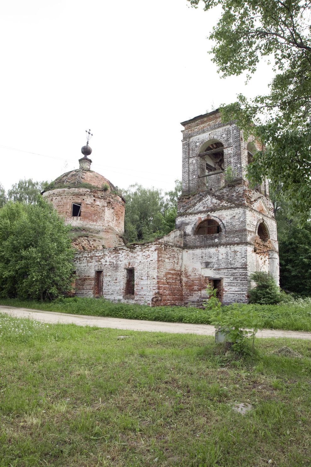 Большая Шорманга, с. (Батранский с-с)
Россия. Вологодская обл.. Череповецкий р-н
Церковь Казанской иконы Божией Матери
2010-06-10
© Фотографии Уильяма Брумфилда