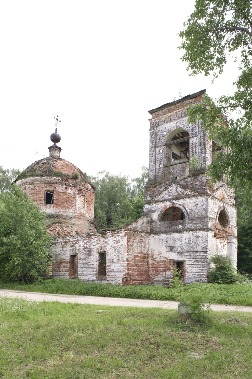 Большая Шорманга, с. (Батранский с-с)
Россия. Вологодская обл.. Череповецкий р-н
Церковь Казанской иконы Божией Матери
2010-06-10
© Фотографии Уильяма Брумфилда