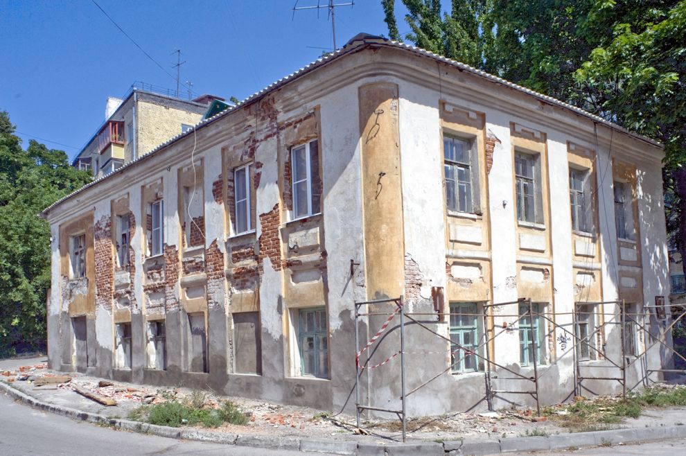 Калуга, г.
Россия. Калужская обл.
Каменный дом
2010-07-15
© Фотографии Уильяма Брумфилда