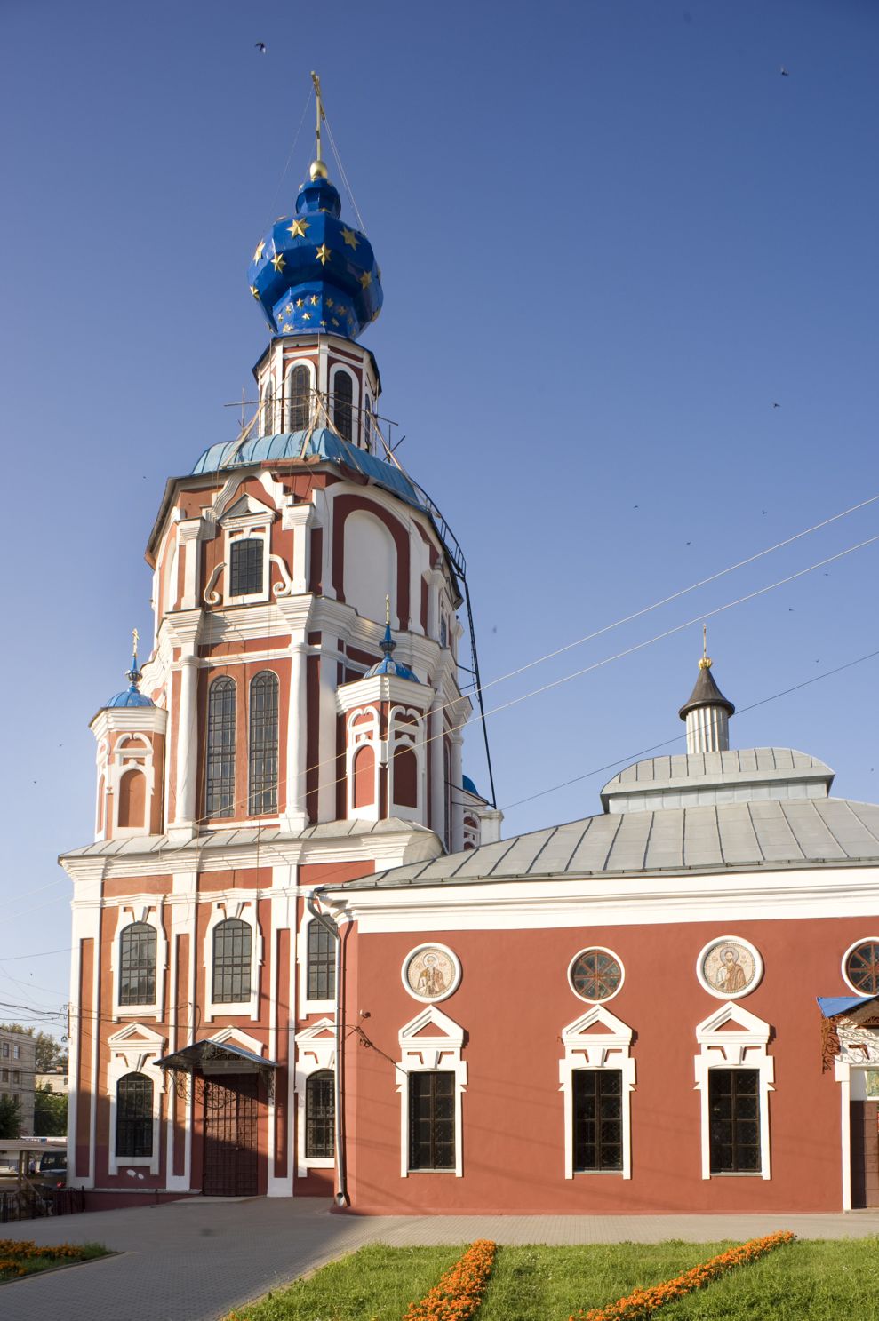 Kaluga
Russia. Kaluga Region
Church of the Decapitation of John the BaptistMoscow street 30
2010-07-17
© Photographs by William Brumfield