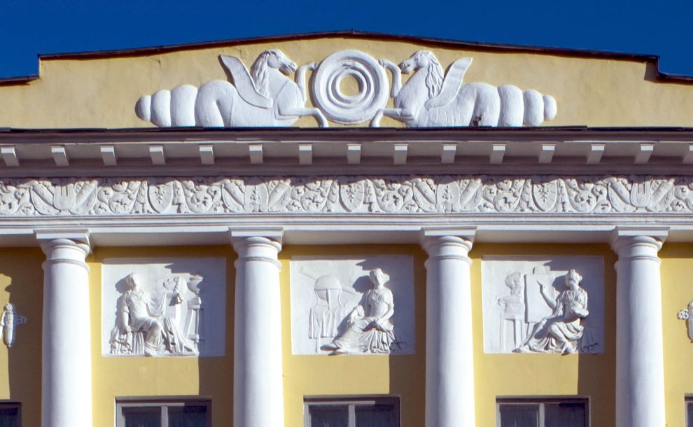 Kaluga
Russia. Kaluga Region
I. Bilibin (Chistokletov) house
Main facade
2010-07-17
© Photographs by William Brumfield