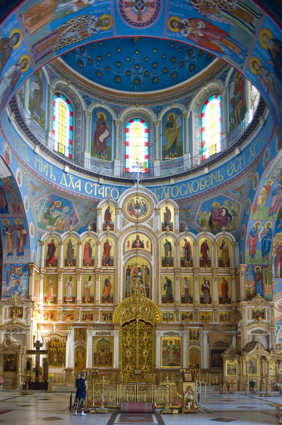 Kaluga
Russia. Kaluga Region
Cathedral of the TrinityStaryi Torg square
Interior. Iconostasis
2010-07-15
© Photographs by William Brumfield