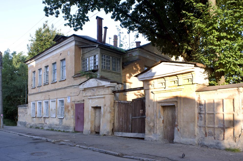 Калуга, г.
Россия. Калужская обл.
Каменное здание
2010-07-17
© Фотографии Уильяма Брумфилда