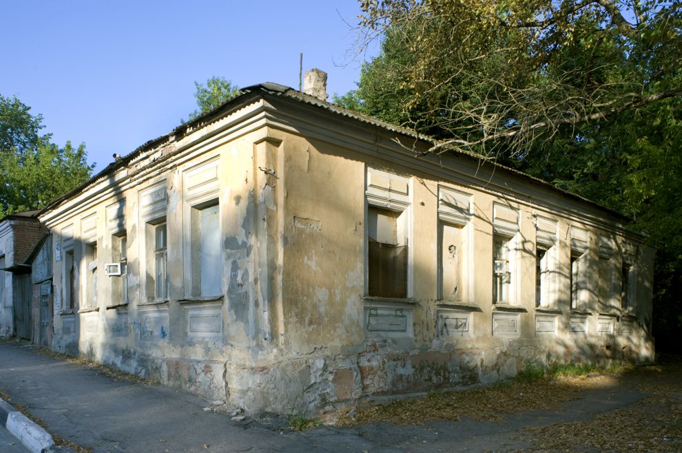 Калуга, г.
Россия. Калужская обл.
Каменное здание
2010-07-16
© Фотографии Уильяма Брумфилда