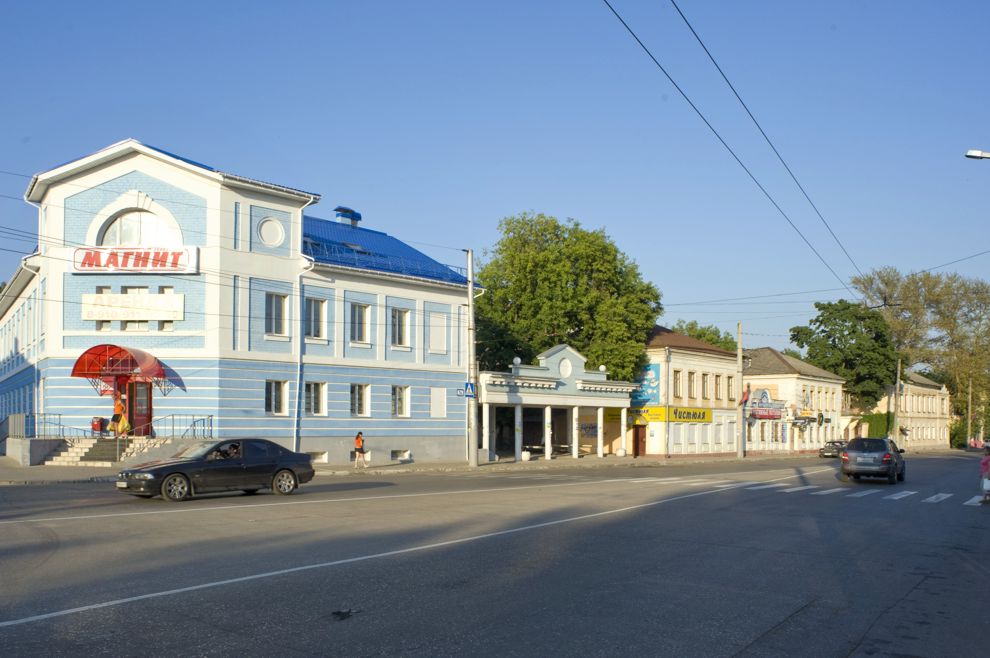 Калуга, г.
Россия. Калужская обл.
Каменное здание
2010-07-16
© Фотографии Уильяма Брумфилда