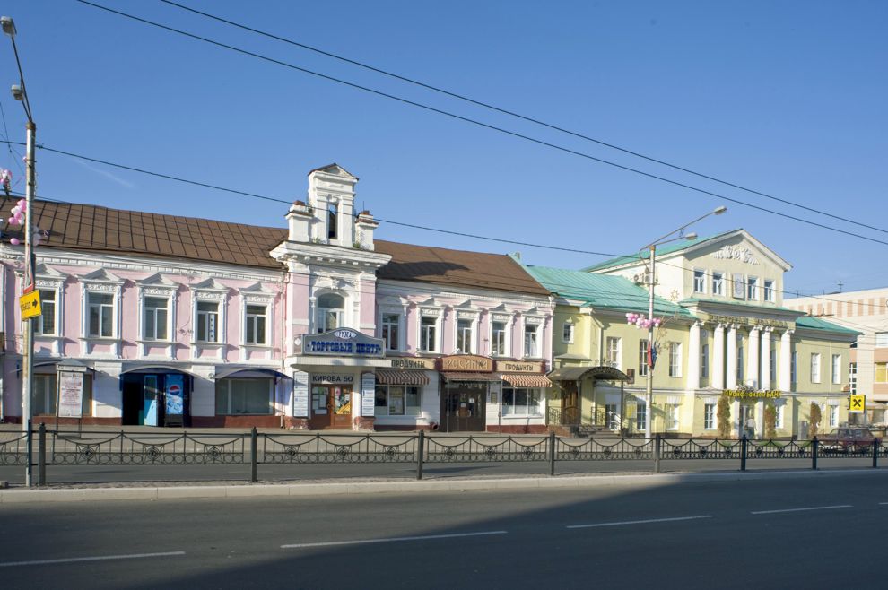 Калуга, г.
Россия. Калужская обл.
Каменное здание
2010-07-17
© Фотографии Уильяма Брумфилда