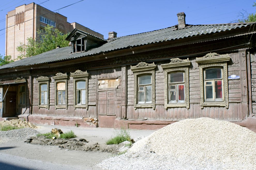 Калуга, г.
Россия. Калужская обл.
Деревянный дом
2010-07-17
© Фотографии Уильяма Брумфилда