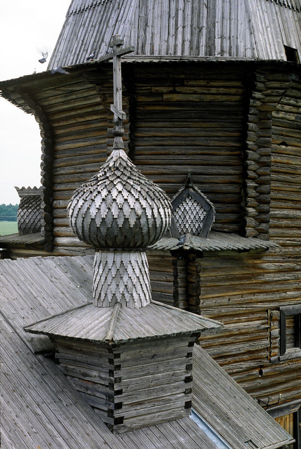 Saunino
Russia. Arkhangelsk Region. Kargopol District
Church of Saint John Chrysostome
1998-06-20
© Photographs by William Brumfield