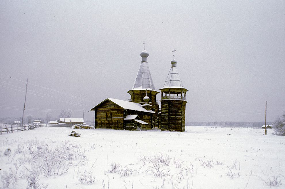 Саунино (Кипрово), д. (Павловское МО)
Россия. Архангельская обл.. Каргопольский р-н
Церковь Иоанна Златоуста
1999-01-04
© Фотографии Уильяма Брумфилда