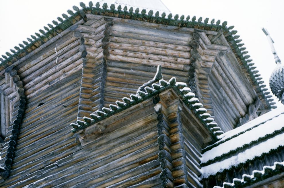 Saunino
Russia. Arkhangelsk Region. Kargopol District
Church of Saint John Chrysostome
1999-01-04
© Photographs by William Brumfield