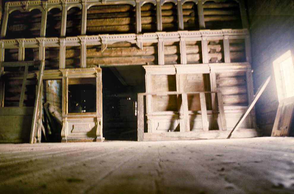 Saunino
Russia. Arkhangelsk Region. Kargopol District
Church of Saint John Chrysostome
Interior
1998-02-28
© Photographs by William Brumfield