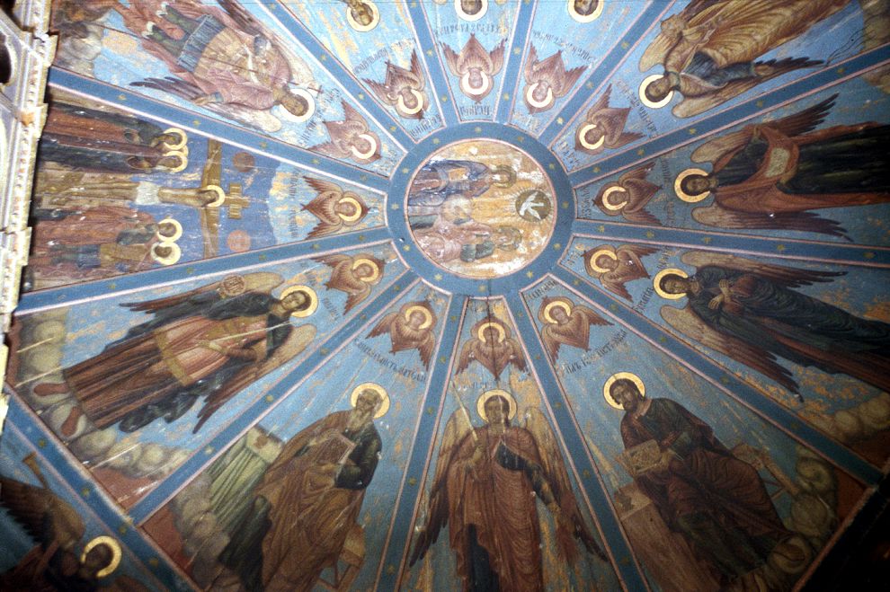 Saunino
Russia. Arkhangelsk Region. Kargopol District
Church of Saint John Chrysostome
Interior, with painted ceiling (nebo)
1998-02-28
© Photographs by William Brumfield