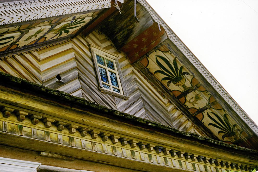 Markovskaia
Russia. Arkhangelsk Region. Kargopol District
Log house
1998-06-22
© Photographs by William Brumfield