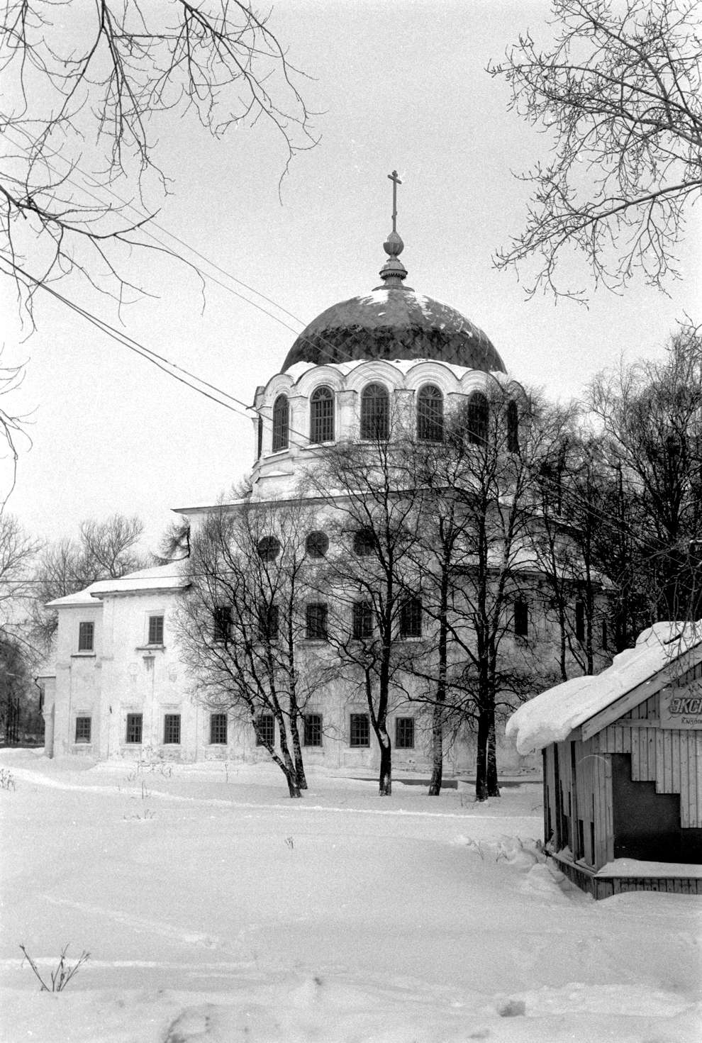 Каргополь, г.
Россия. Архангельская обл.. Каргопольский р-н
Церковь Троицы Живоначальной
1998-02-27
© Фотография Уильяма Брумфилда