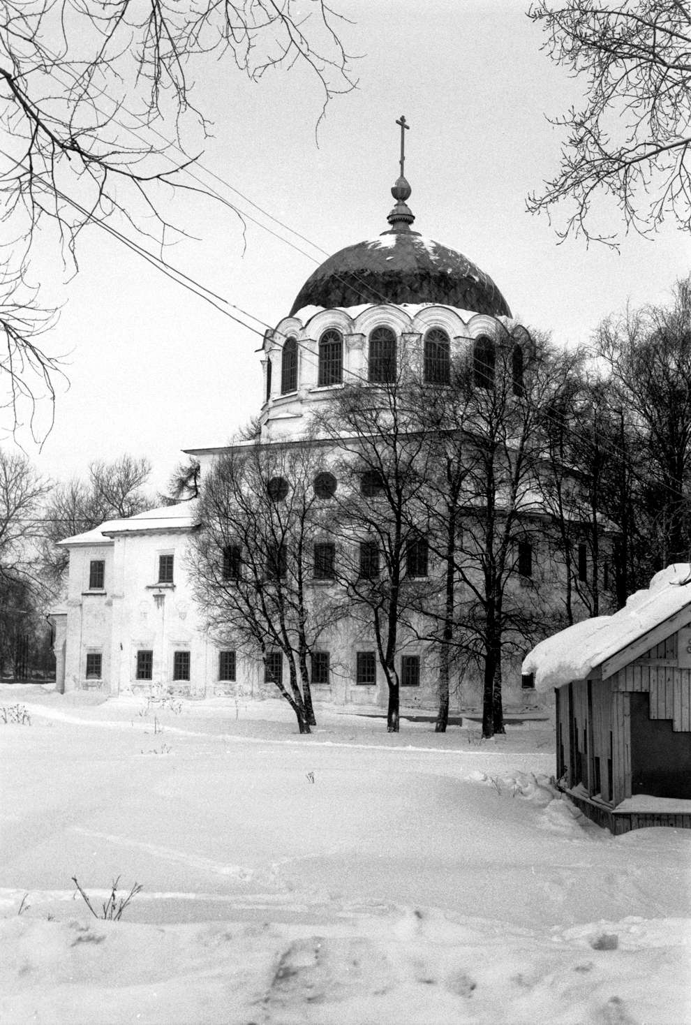 Kargopol
Russia. Arkhangelsk Region. Kargopol District
Church of the Trinity
1998-02-27
© Photograph by William Brumfield