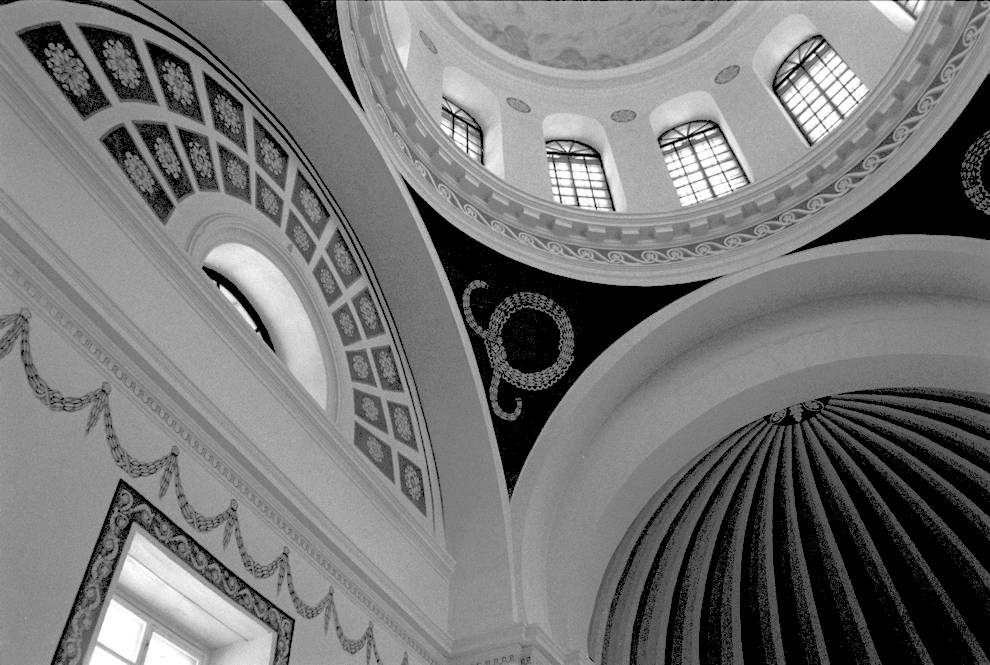 Kargopol
Russia. Arkhangelsk Region. Kargopol District
Church of Saints Zosima and SavvatyKrasnaia Gorka street 8
Interior. Vaults
1998-02-27
© Photograph by William Brumfield