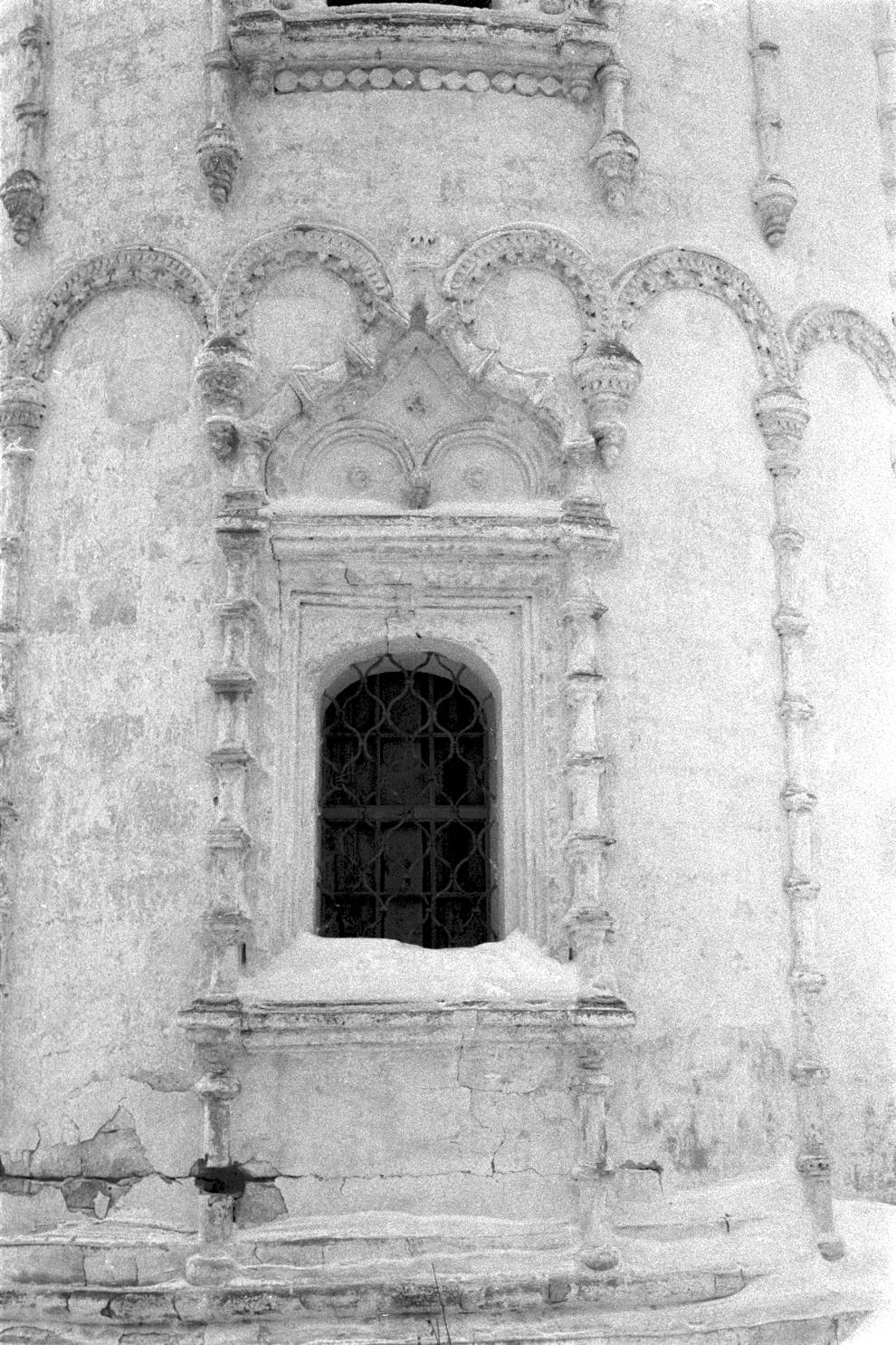 Kargopol
Russia. Arkhangelsk Region. Kargopol District
Churches of the AnnunciationStaraia Torgovaia square
Apse
1998-02-27
© Photograph by William Brumfield