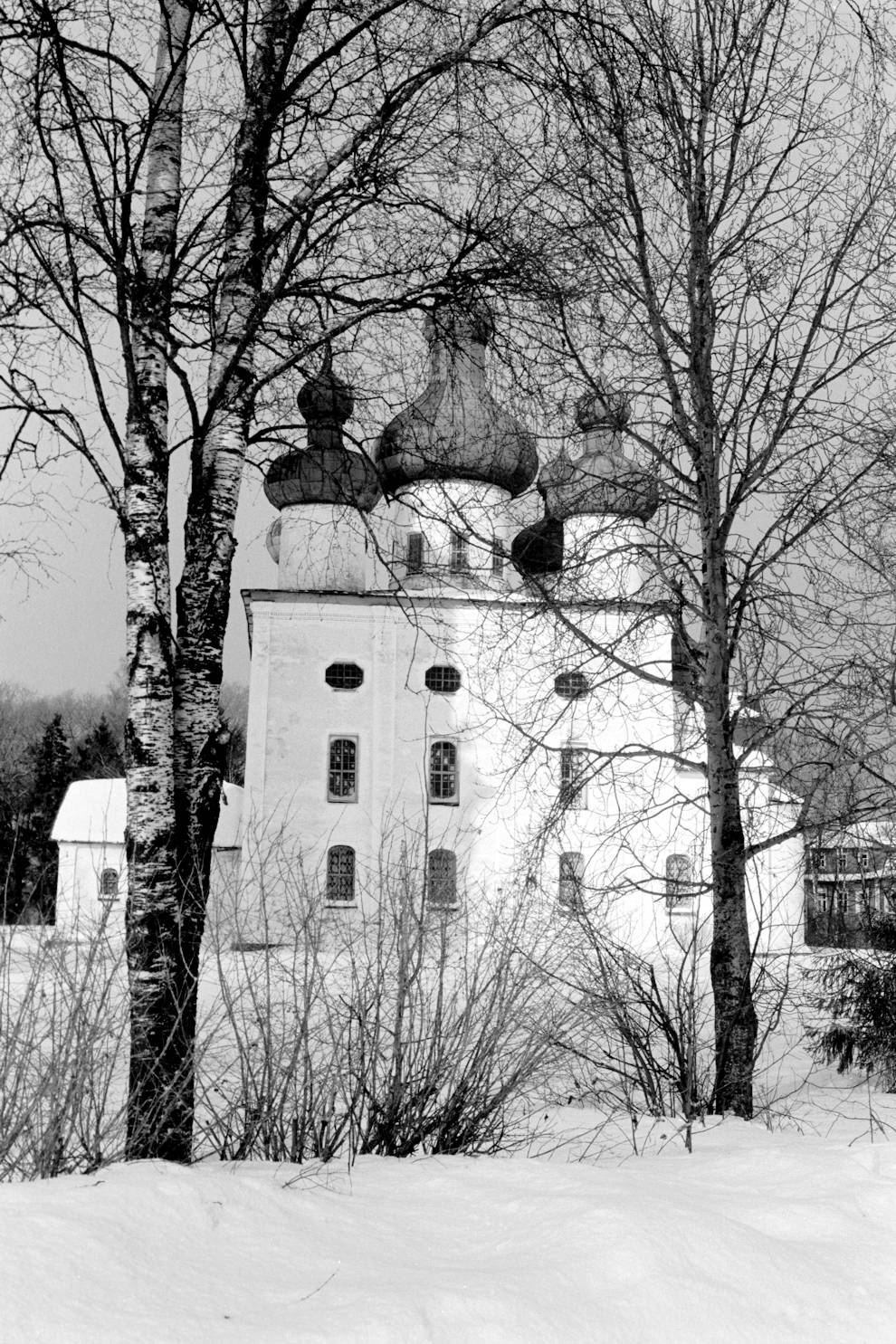 Kargopol
Russia. Arkhangelsk Region. Kargopol District
Church of the Nativity of John the BaptistSobornaia Square
1998-02-27
© Photograph by William Brumfield